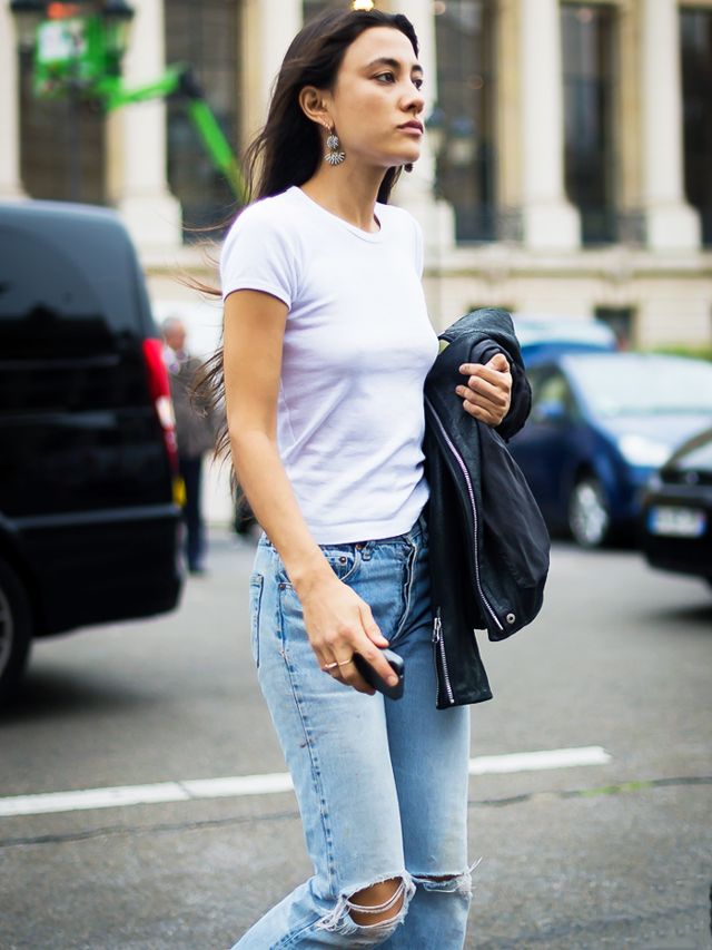 how to dress up a white tee and jeans 228229 1498751003309 main.640x0c