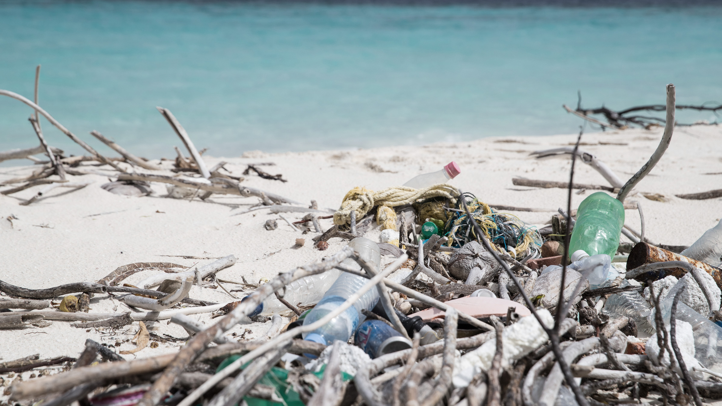 Αdidas και Parley For The Oceans δεσμεύονται για έναν κόσμο χωρίς πλαστικά