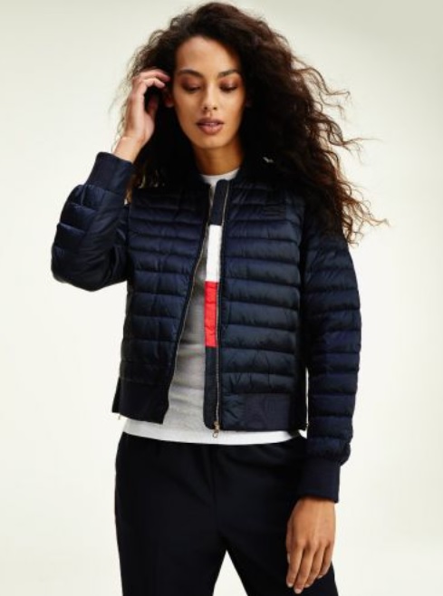 Winter 2021 Coat Report: Στην Tommy Hilfiger θα βρεις τα πιο cool μπουφάν & παλτό για φέτος
