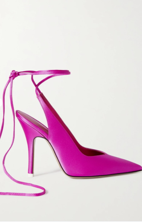 And Just Like That, η Carrie φόρεσε τα pink high heels που θέλουμε   Τέλειο το color blocking