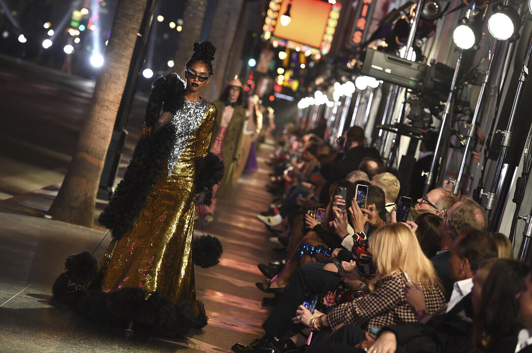 H Lady Gaga μας θύμισε τις ένδοξες red carpet στιγμές της στην πρεμιέρα του House of Gucci