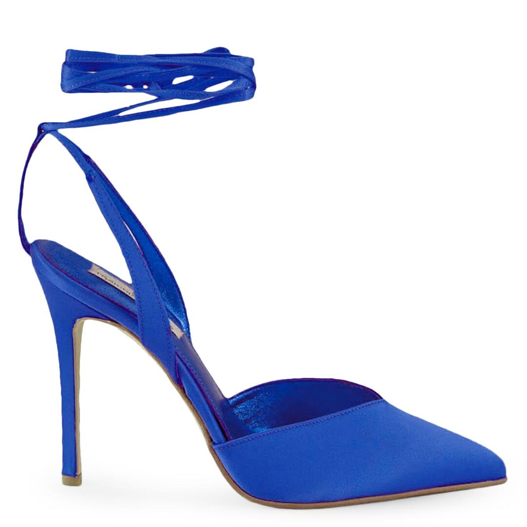 H Ελένη Μενεγάκη με total blue εμφάνιση που ζηλέψαμε  Πώς θα φορέσεις το trend (Shopping list)